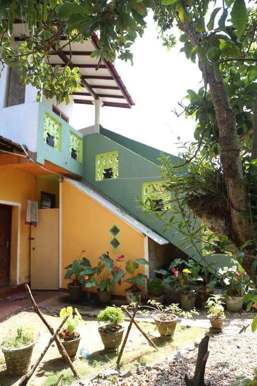 Hotel Himasha Guest Mirissa Exterior foto