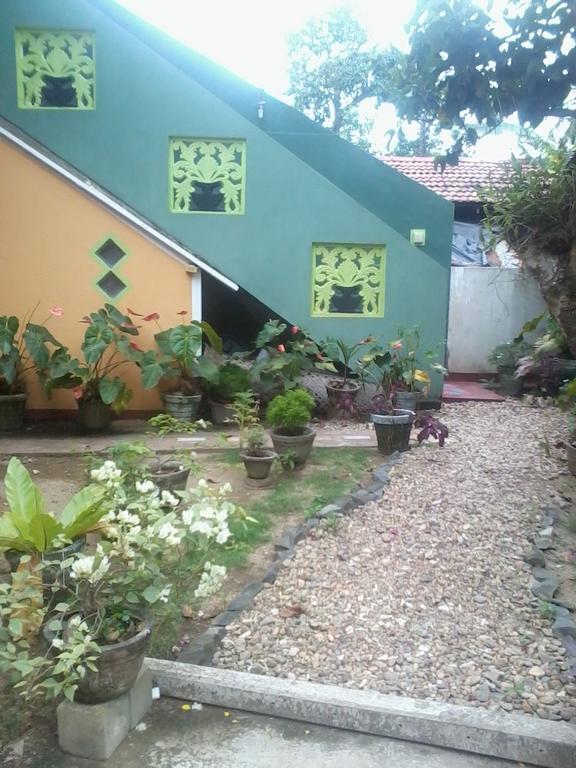 Hotel Himasha Guest Mirissa Exterior foto